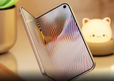 Chuẩn bị tinh thần đi anh em, iPhone Ultra màn hình gập sắp ra mắt, Apple chơi lớn kiểu iPhone X